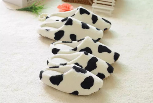 Cow plush slipper