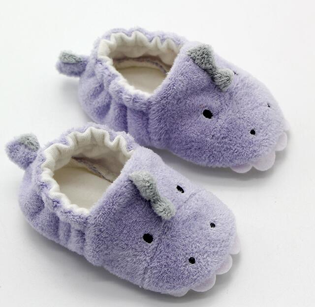 Handmade soft sole cartoon newborn infant baby shoes manufacturer